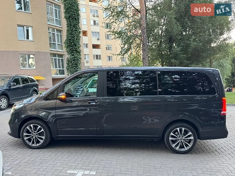 Mercedes-Benz V-Class