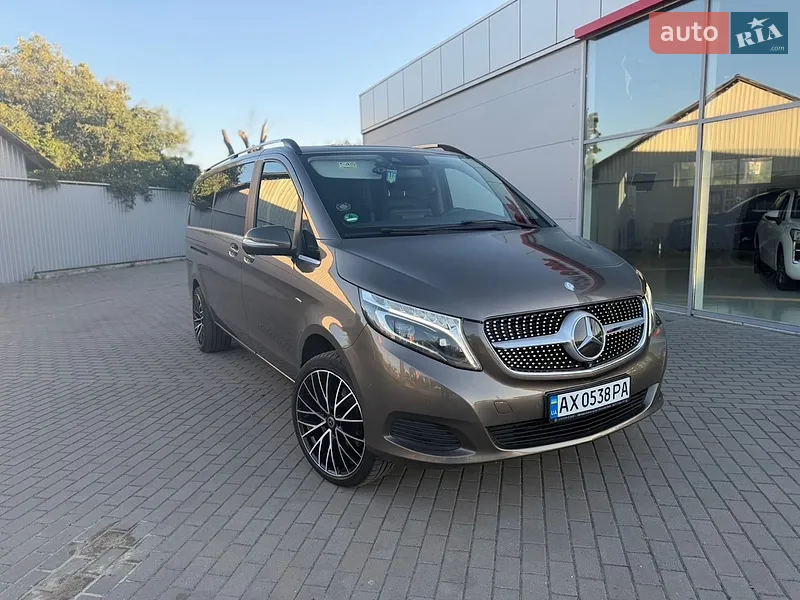 Mercedes-Benz V-Class 2015