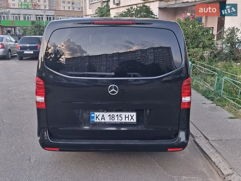 Mercedes-Benz V-Class