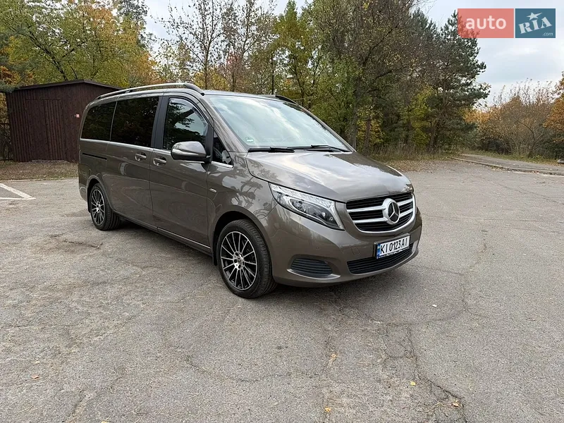 Mercedes-Benz V-Class