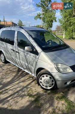 Mercedes-Benz Vaneo  2002