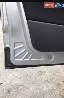 Mercedes-Benz Vaneo  2003