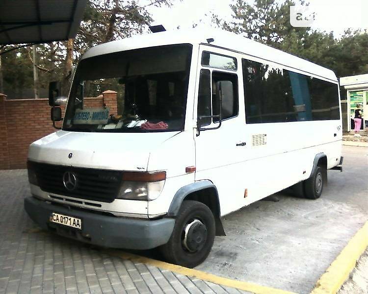 Микроавтобус Mercedes-Benz Vario