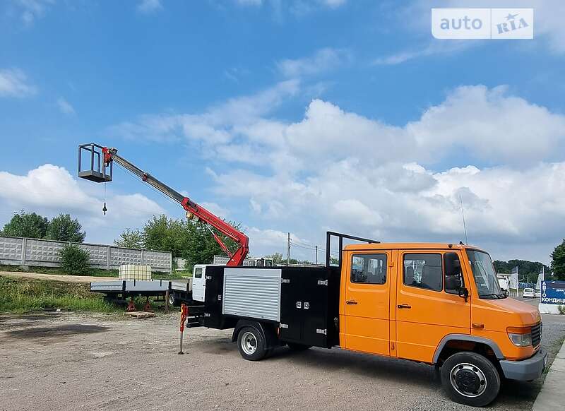 Кран-маніпулятор Mercedes-Benz Vario