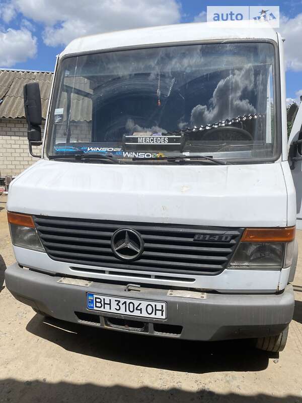 Грузовой фургон Mercedes-Benz Vario