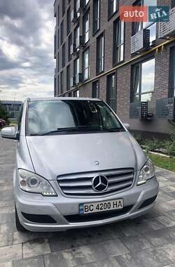 Mercedes-Benz Viano  2011