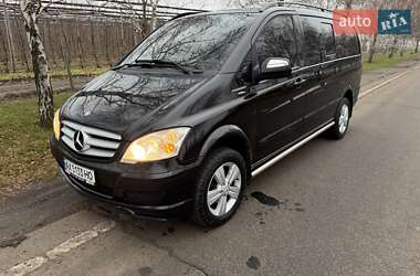 Mercedes-Benz Viano  2011