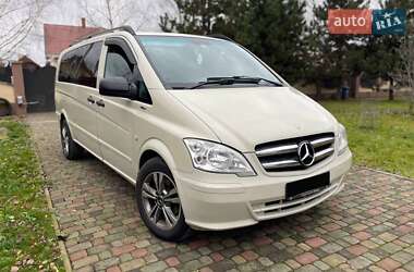 Mercedes-Benz Viano  2011