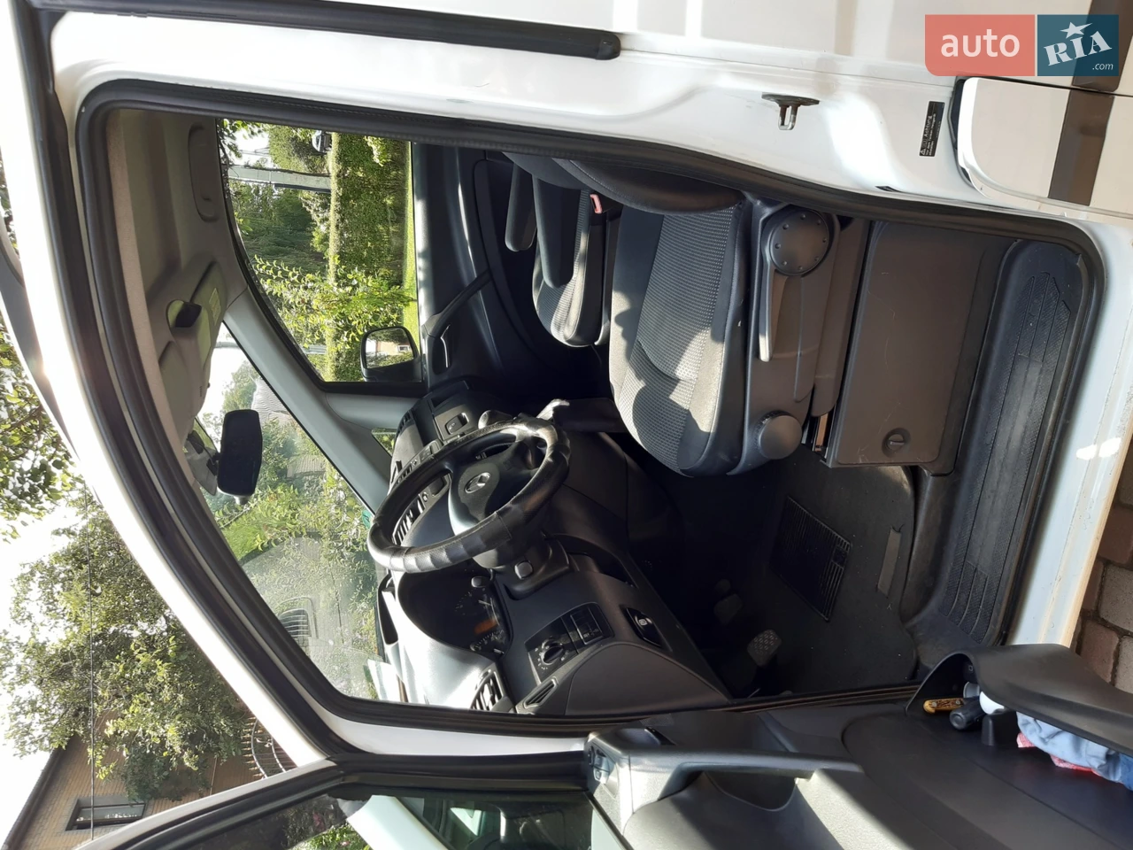 2012 Mercedes-Benz Vito - мініатюра 2