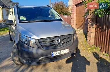 Mercedes-Benz Vito  2015