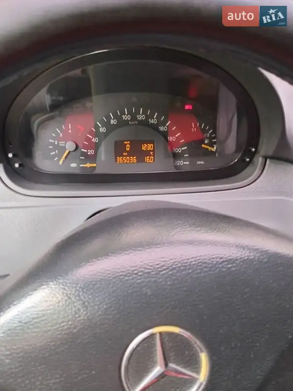 Mercedes-Benz Vito