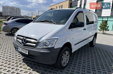 Mercedes-Benz Vito  2011