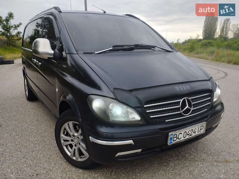 Мікроавтобус Mercedes-Benz Vito