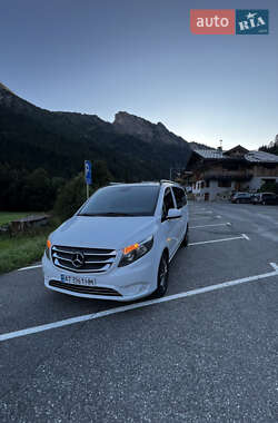 Mercedes-Benz Vito  2015