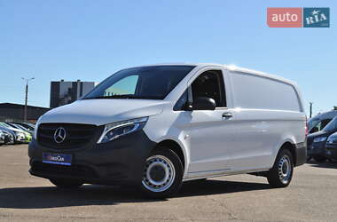 Mercedes-Benz Vito  2020