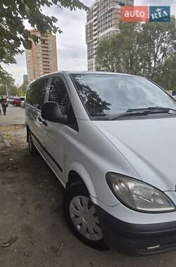 Mercedes-Benz Vito  2005