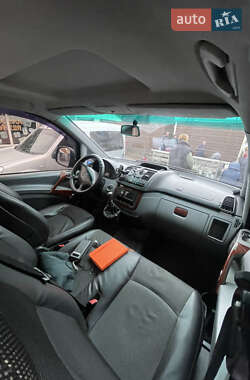 Mercedes-Benz Vito  2005