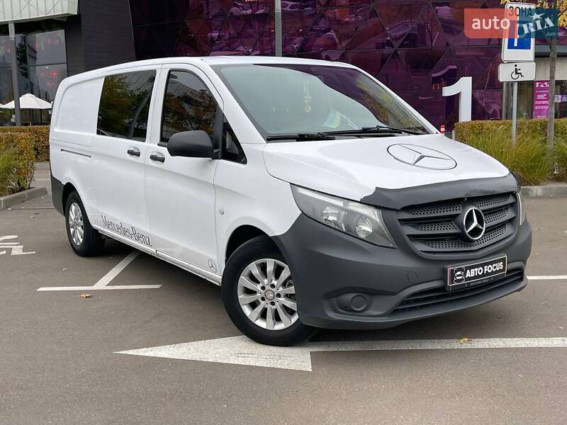 Грузопассажирский фургон Mercedes-Benz Vito