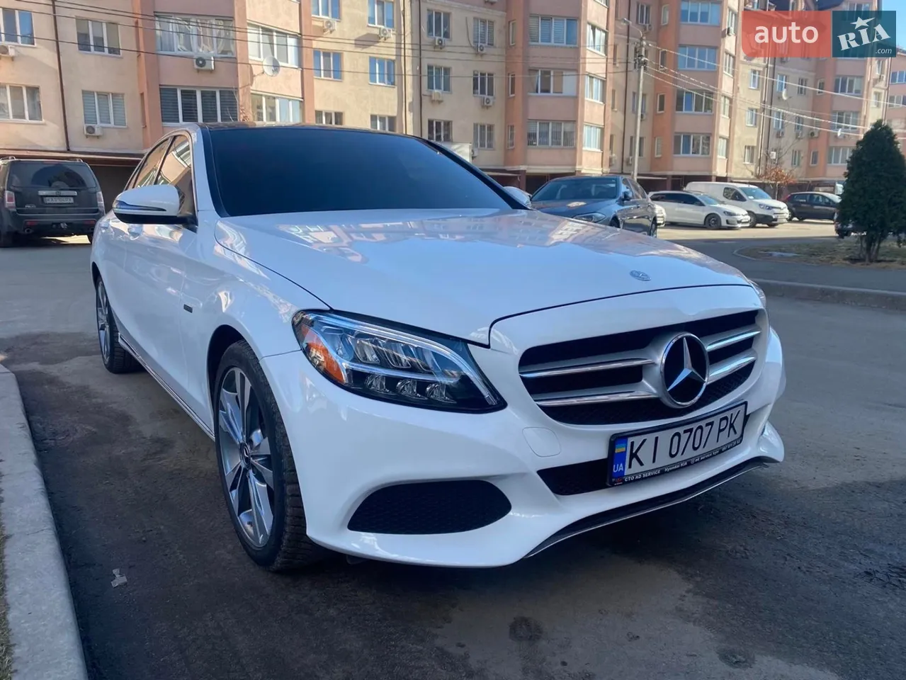 2017 Mercedes-Benz C-klasse - фото 1