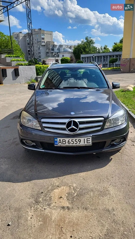 Mercedes-Benz C-Class 2010