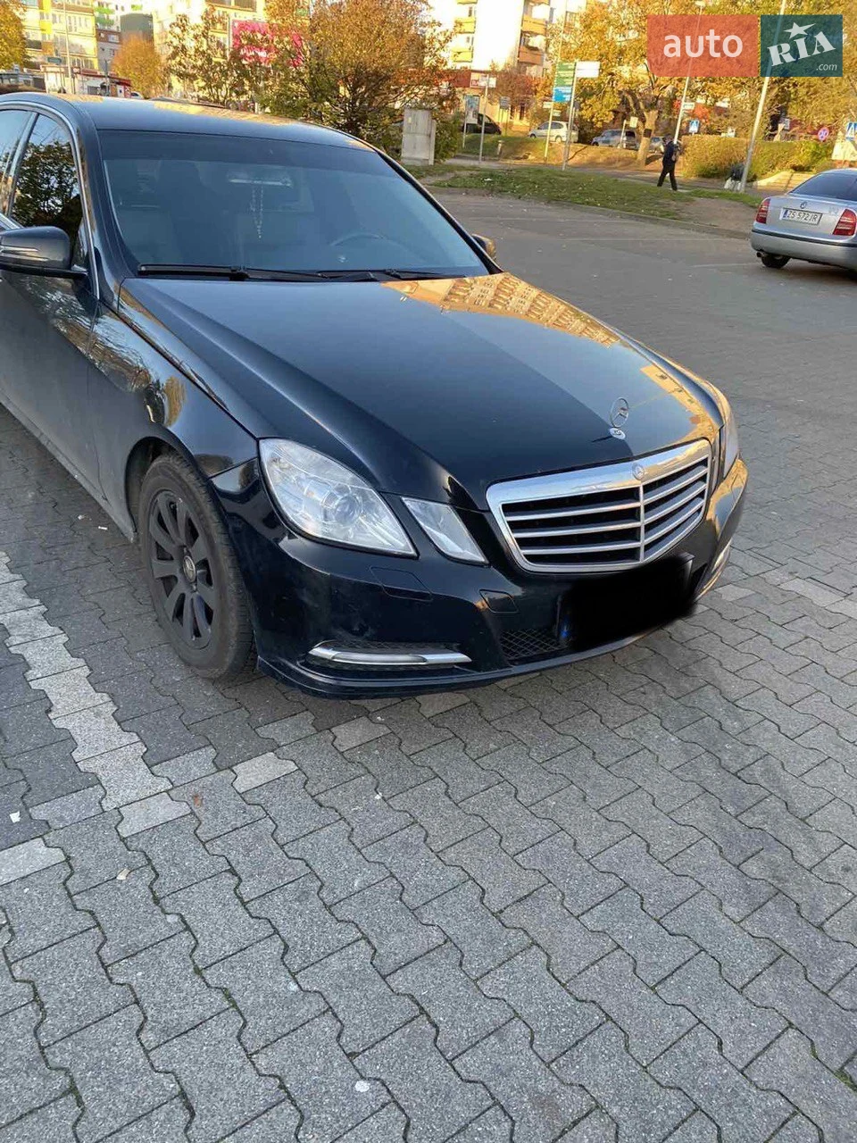 2012 Mercedes-Benz E-klasse - фото 1