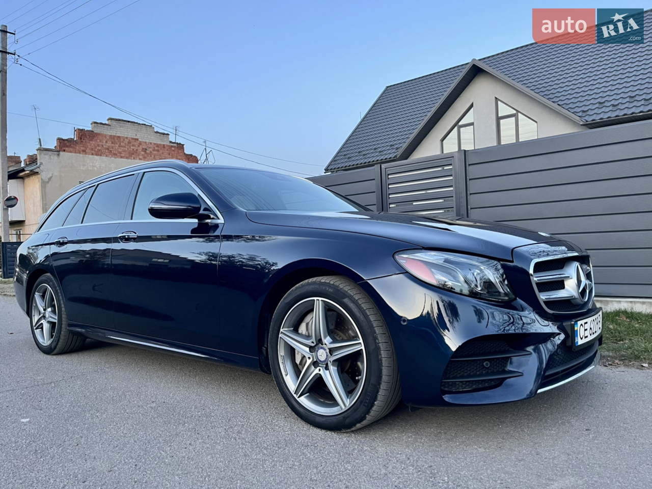 2017 Mercedes-Benz E-klasse - фото 1