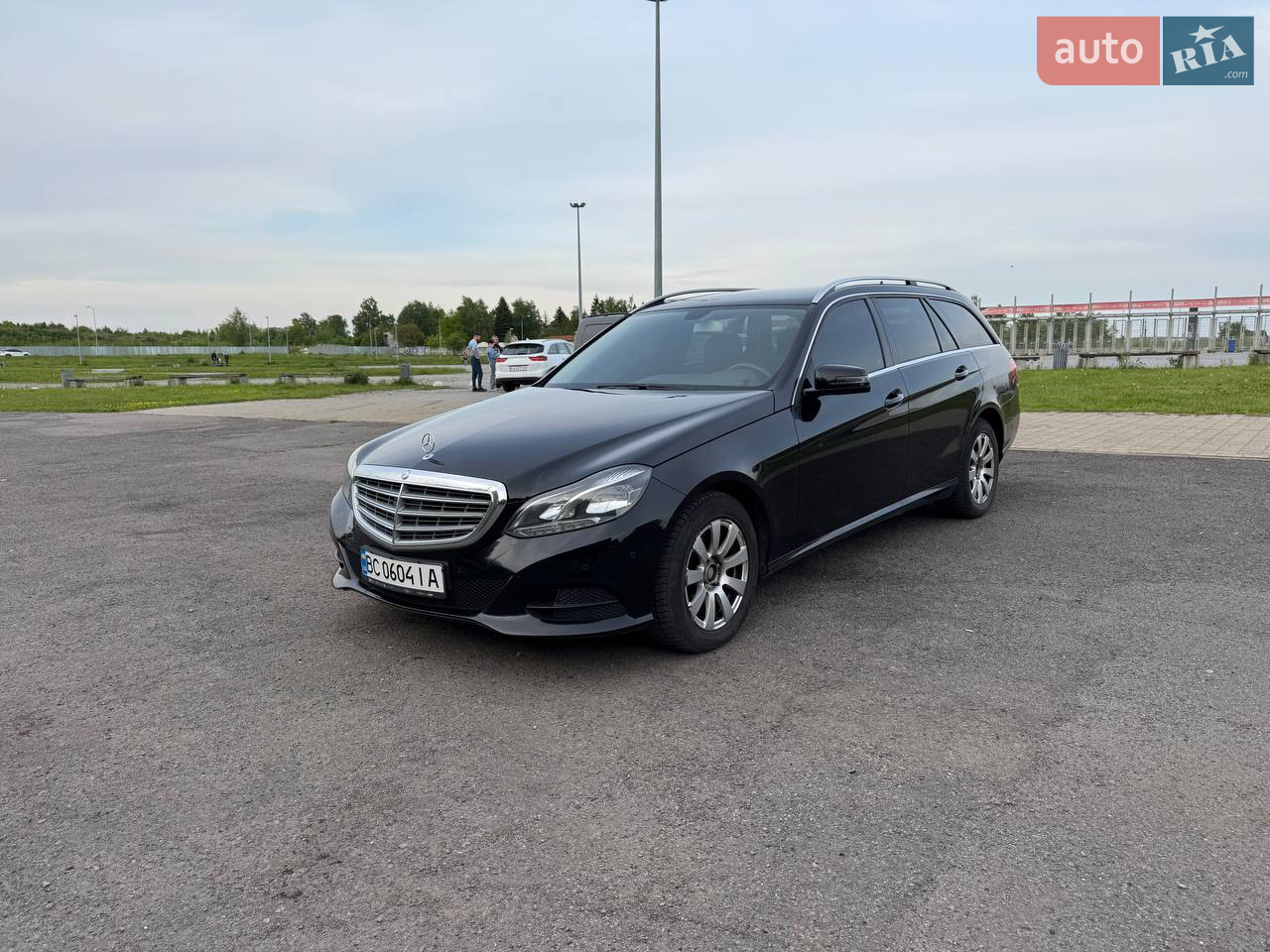2015 Mercedes-Benz E-klasse - фото 1