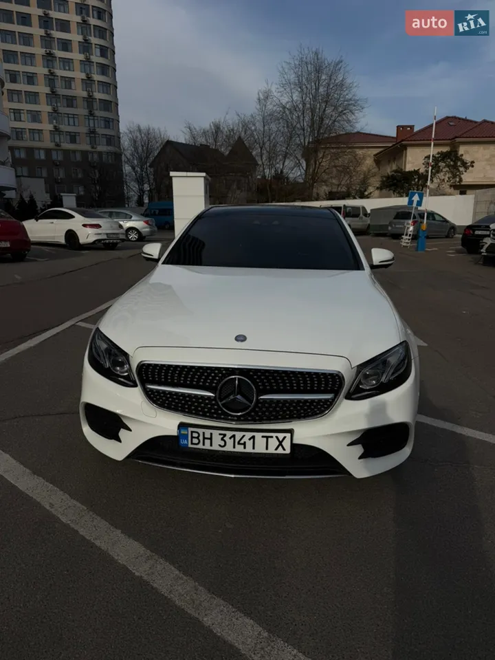 2017 Mercedes-Benz E-klasse - фото 1