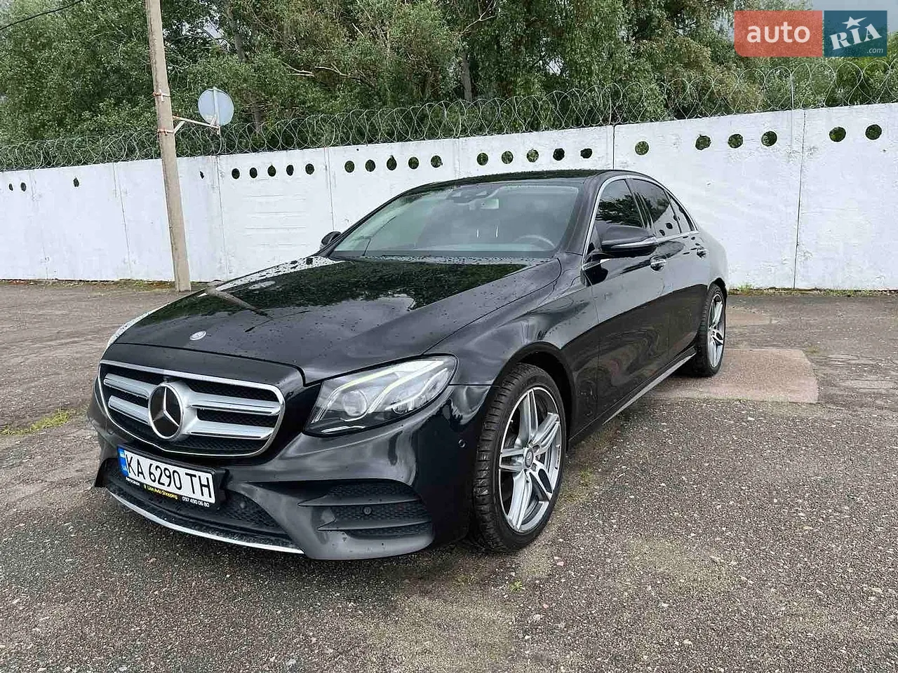 2016 Mercedes-Benz E-klasse - фото 1