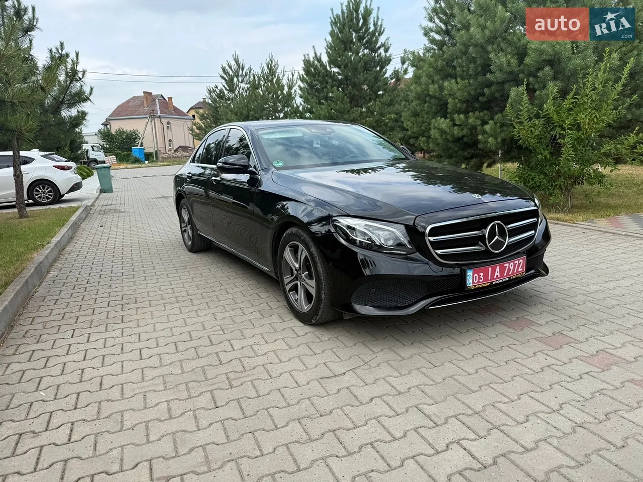 2019 Mercedes-Benz E-klasse - фото 1