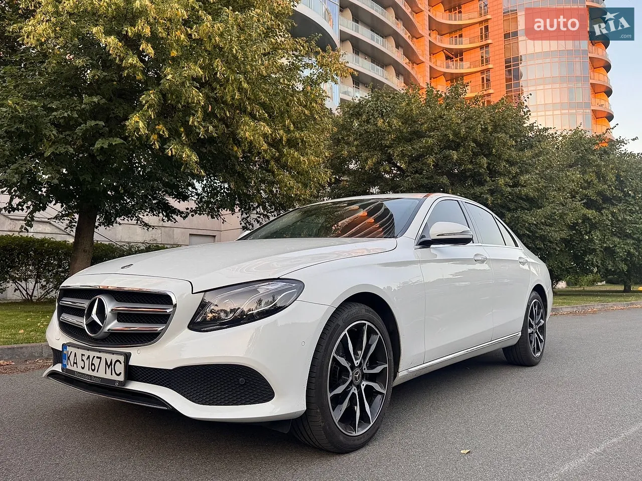 2018 Mercedes-Benz E-klasse - фото 1