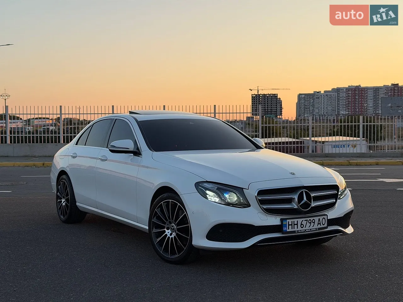 2020 Mercedes-Benz E-klasse - фото 1