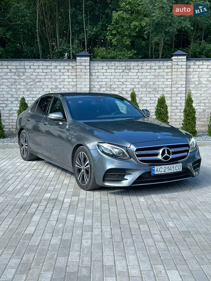 2019 Mercedes-Benz E-klasse - фото 1
