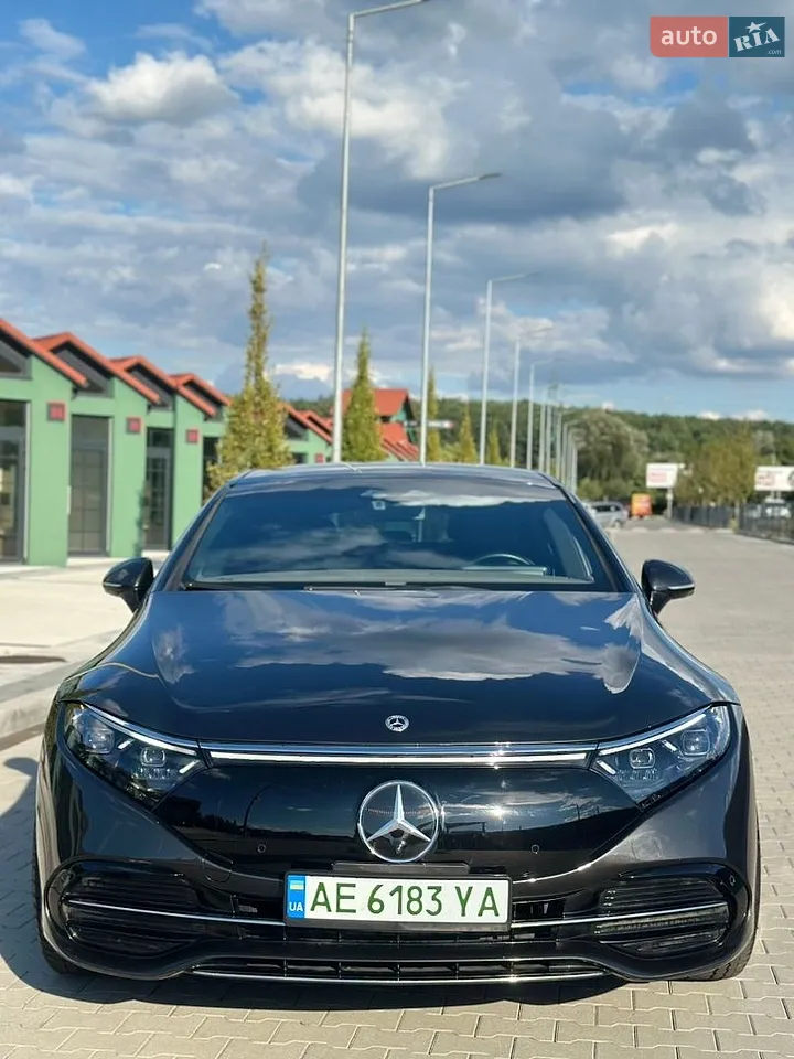 2022 Mercedes-Benz EQS - фото 1