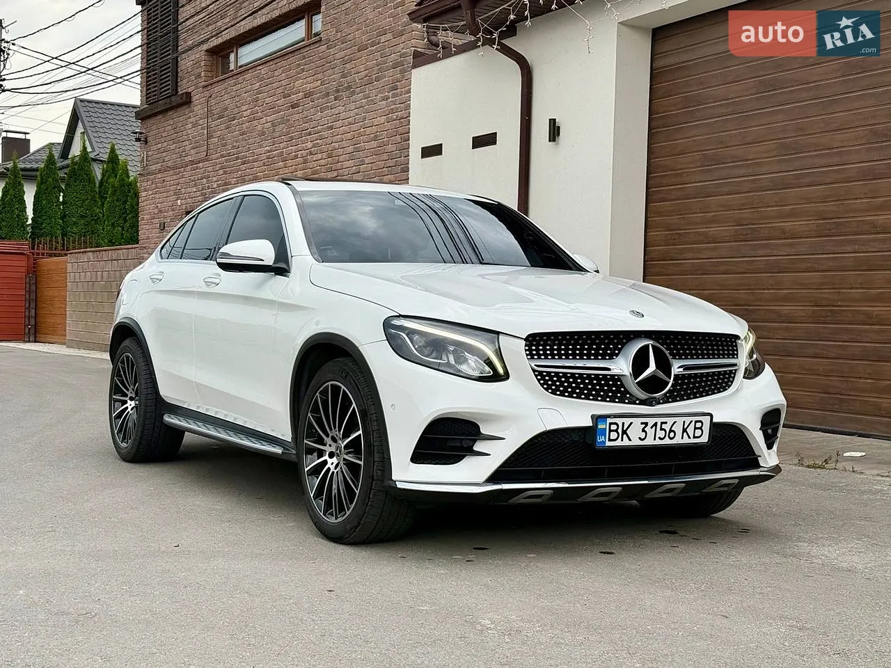 2017 Mercedes-Benz GLC - фото 1