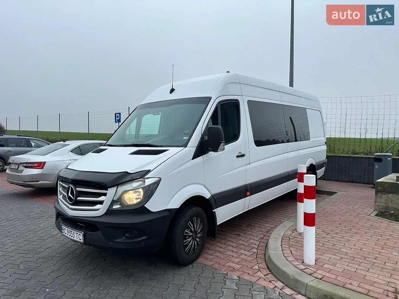 2010 Mercedes-Benz Sprinter - фото 1
