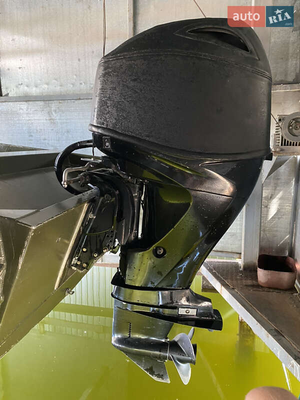 Лодка Mercury 60