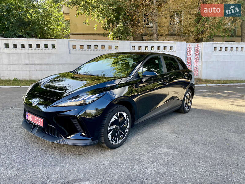 Легковые MG 4