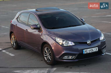 MG 5  2013