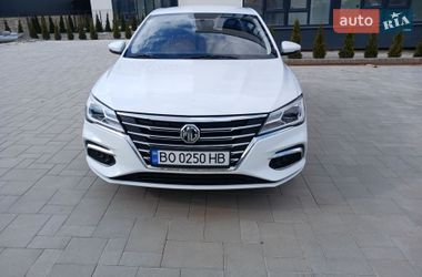MG 5  2021