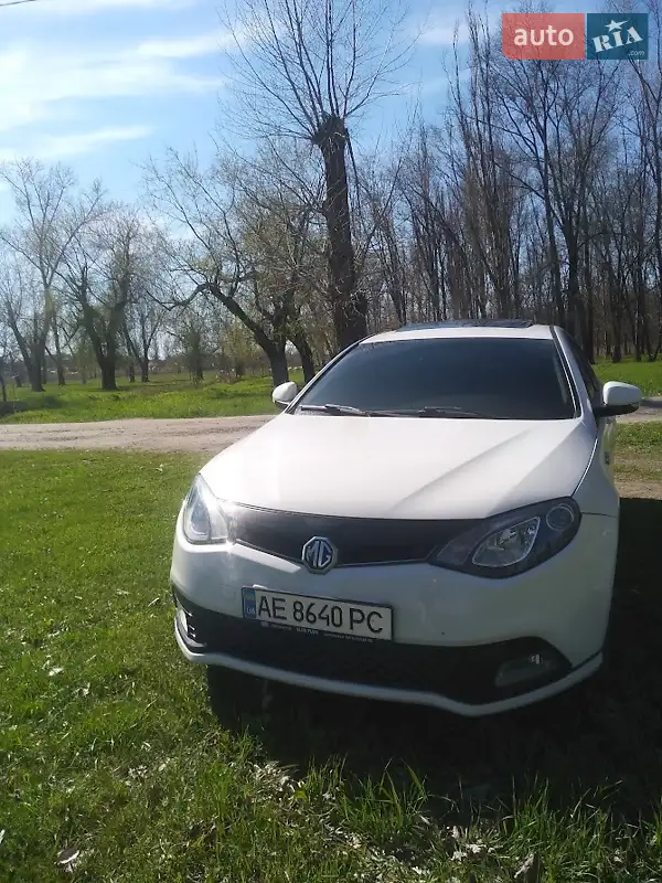 MG 6 2013