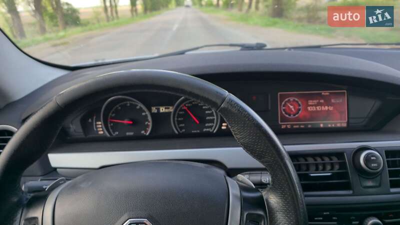 Фастбэк MG 6 2013 в Киеве фото 8 Фастбэк MG 6 2013 в Киеве