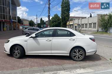 MG 6  2013