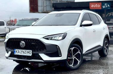 MG HS  2023