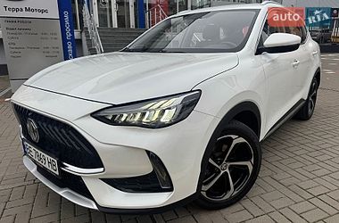 MG HS  2023