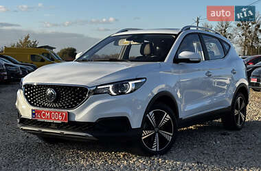 MG ZS EV 2021