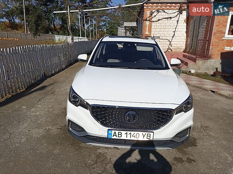 Внедорожник / Кроссовер MG ZS EV 2020 в Тростянце