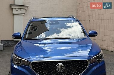 MG ZS EV 2020
