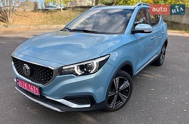 Внедорожник / Кроссовер MG ZS EV 2020 в Ровно