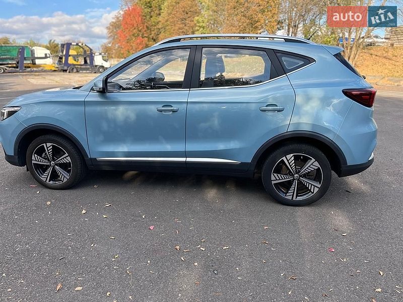 Внедорожник / Кроссовер MG ZS EV 2020 в Ровно